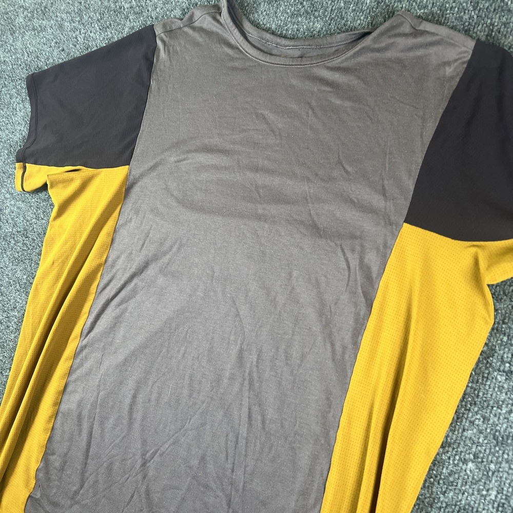 Lululemon X Robert Geller Gray, Blk, Gold Take The Moment Short Sleeve T‎ READ